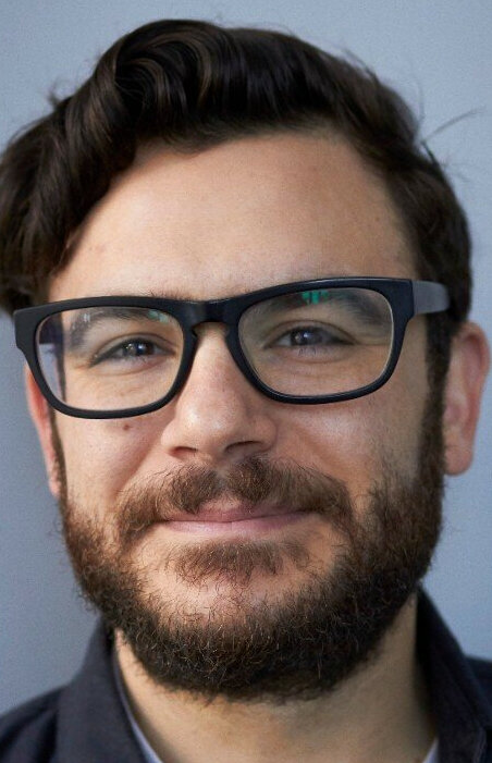 фото Кори Милано