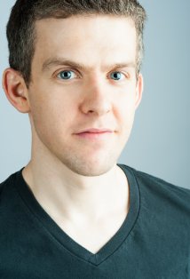 фото Такер Стоун