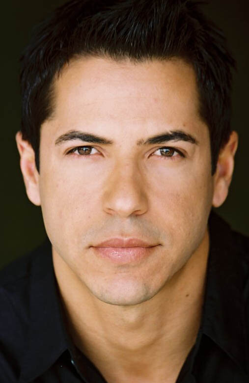 фото Эзра Крус