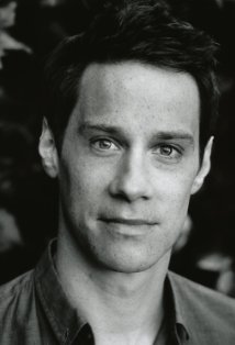 фото Люк Харрис