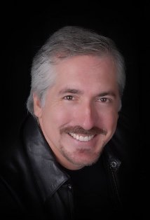 фото Роберто Эскобар