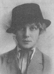 фото Леона Хаттон