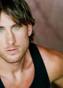 фото Джонни Миллер