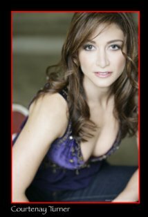 фото Куртеней Тернер