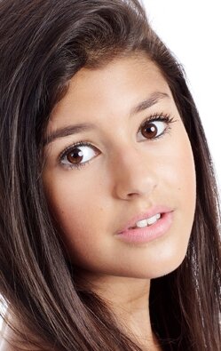 фото Жасмин Скай Сарин