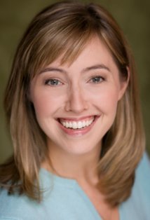 фото Эмили Бах