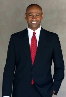 фото Orlando McNary