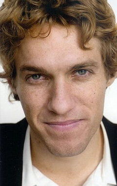 фото Майкл Тайер