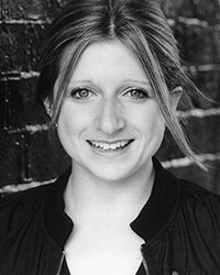 фото Эмили Эстон