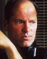 фото Робби Хенсон