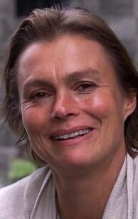 фото Юни Дар