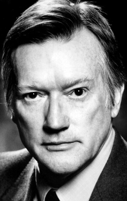 фото Люк Аскью