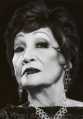 фото Белла Флорес