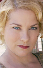 фото Синтия Эттинджер