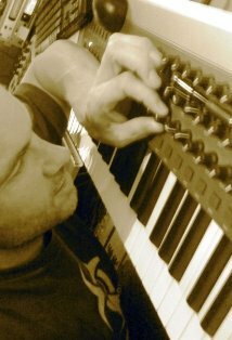 фото Wes Hambright