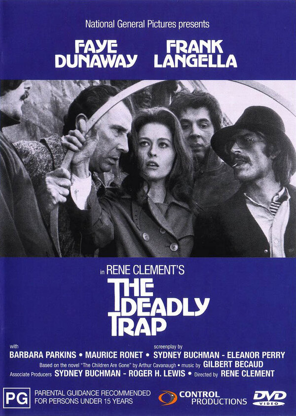 Постер Дом под деревьями