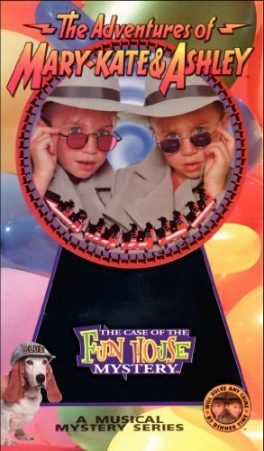 Постер The Adventures of Mary-Kate & Ashley: The Case of the Fun House Mystery