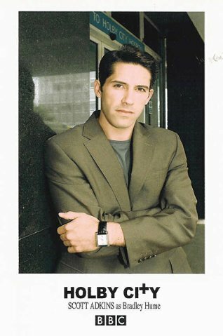 Постер Холби Сити