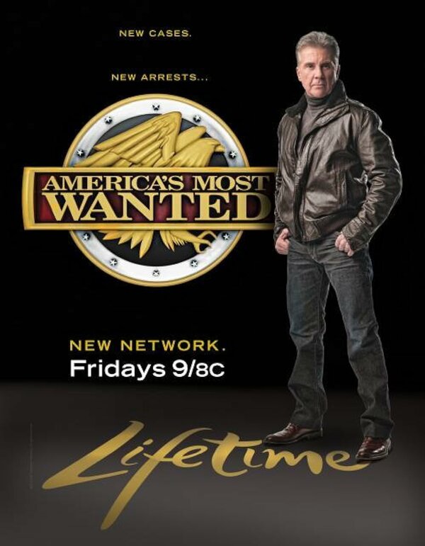 Постер Их разыскивают в Америке