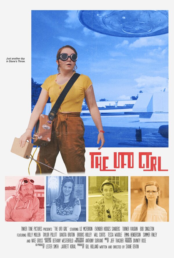 Постер Девушка из НЛО