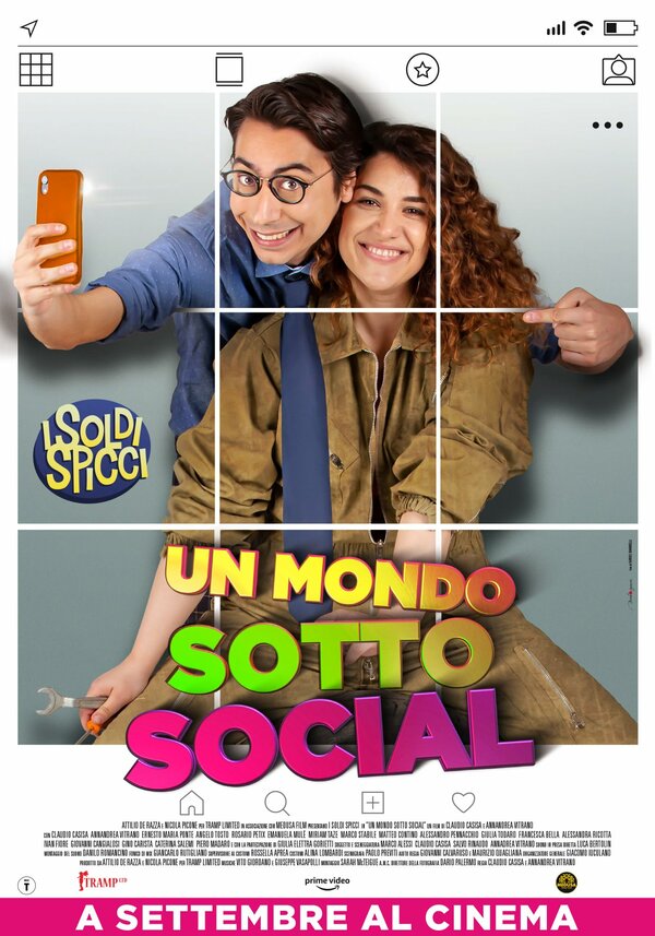 Постер Un mondo sotto social