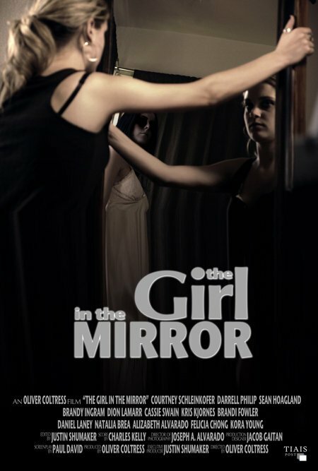 Постер The Girl in the Mirror