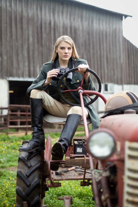 Постер Happy Acres Pitch Trailer