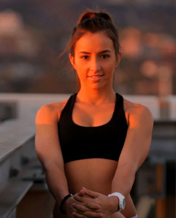 Постер Moving Higher