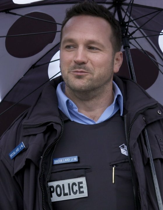 Постер 19-2: L'arrestation