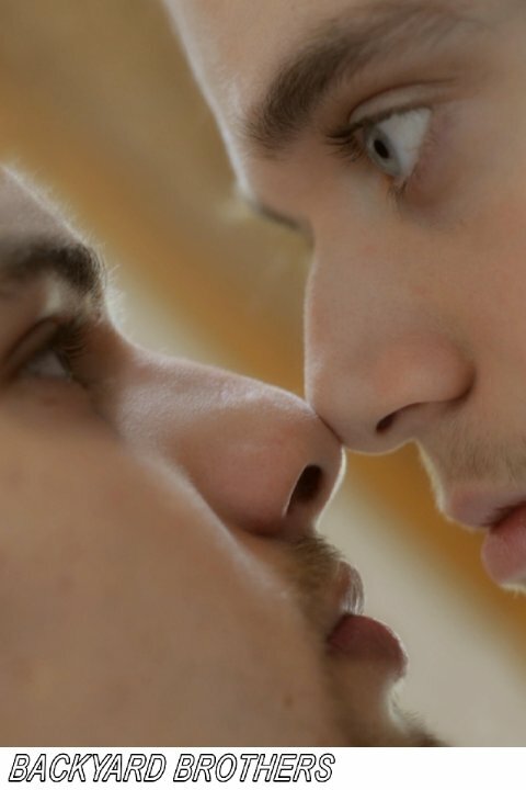 Постер Backyard Brothers