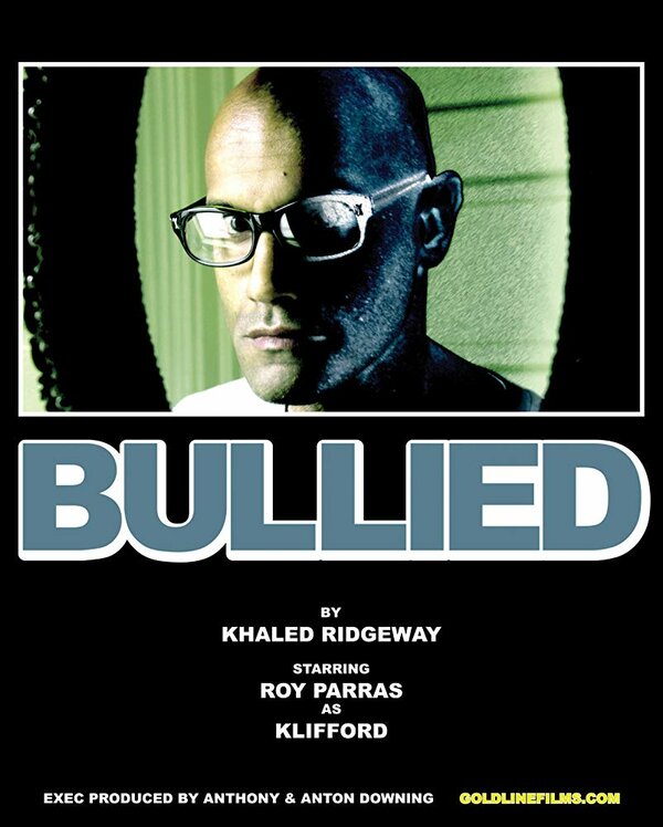 Постер Затравленный