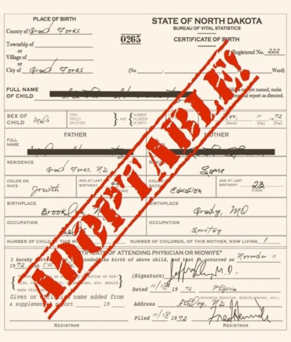 Постер Усыновленный